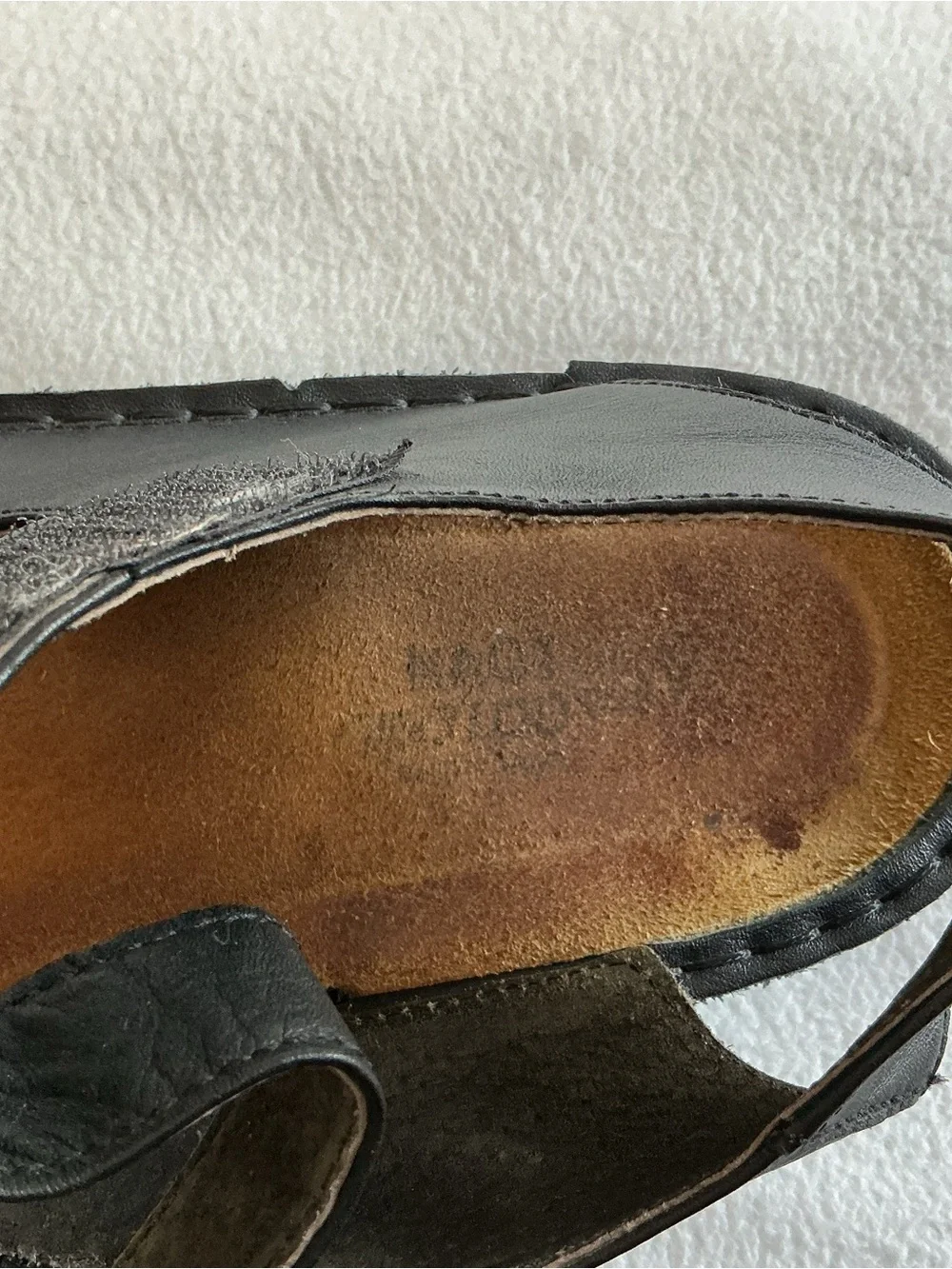 Naot Women’s Andes Black Leather Comfort Backstrap Sandals Size 42 US 11